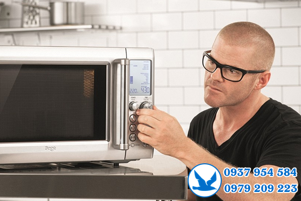 Sửa lò vi sóng Electrolux tại quận 3