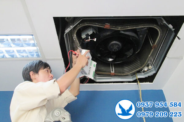 Sửa máy lạnh âm trần tại quận 3
