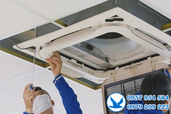 Sửa máy lạnh âm trần tại quận 3