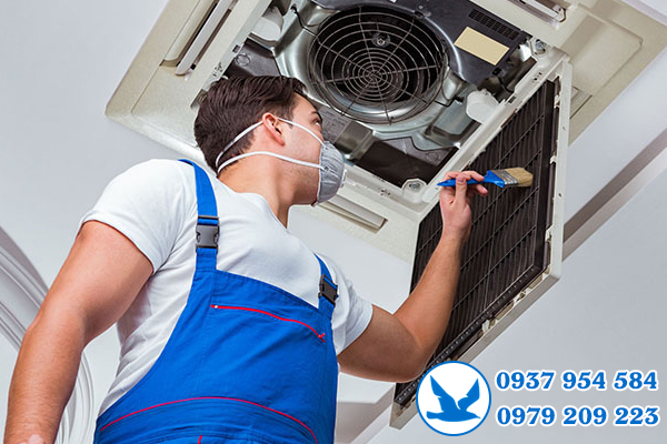 Sửa máy lạnh âm trần tại quận 3