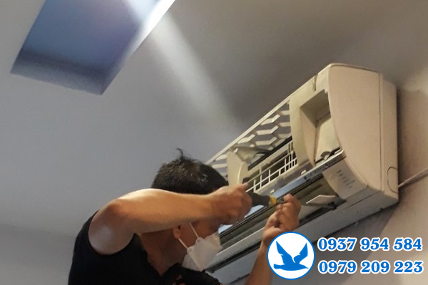 Sửa máy lạnh Daikin tại Thủ Đức