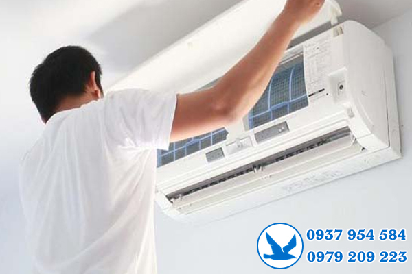 Sửa máy lạnh Panasonic tại quận 1