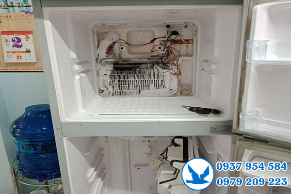 sửa tủ lạnh Hitachi ở quận 1