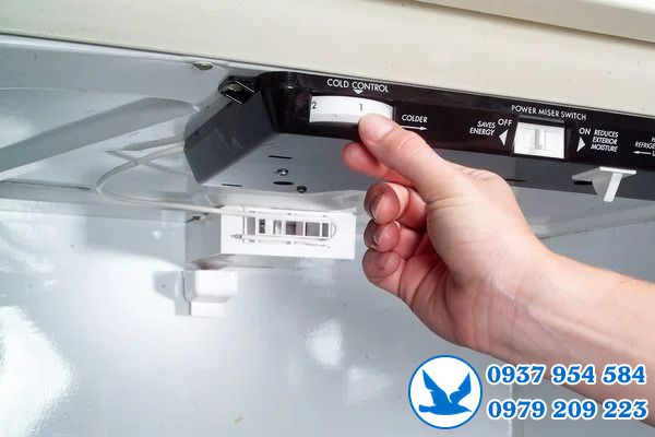 Sửa tủ mát Sanaky tại Bình Dương Sửa tủ mát Sanaky tại Bình Dương