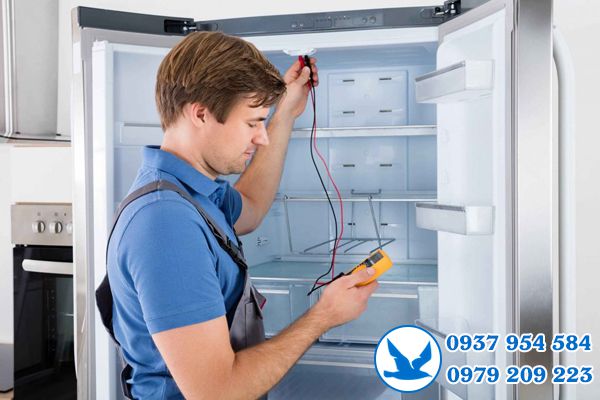 Sửa tủ mát Sanaky tại quận 3