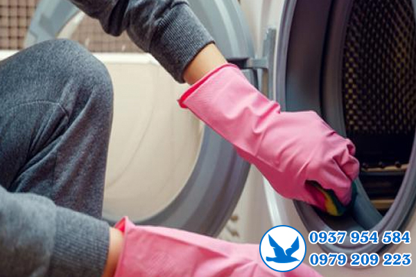 vệ sinh máy giặt Electrolux ở quận Gò Vấp