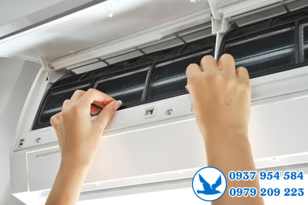 Vệ sinh máy lạnh tại KCN Sóng Thần