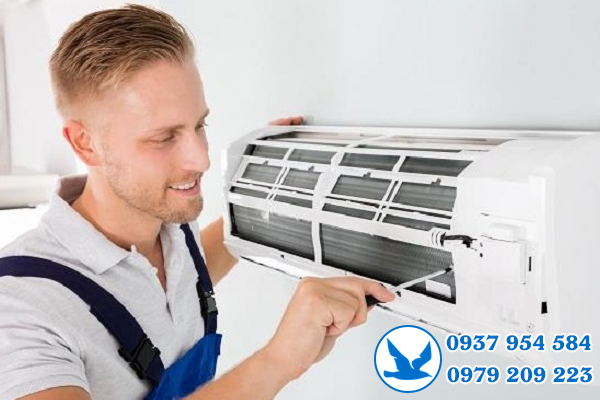 Vệ sinh máy lạnh tại KCN Sóng Thần