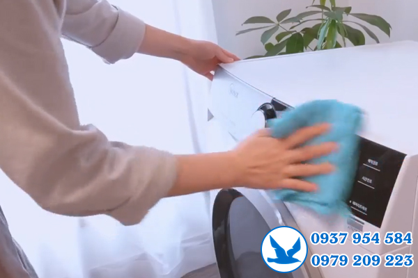 Vệ sinh máy sấy Electrolux tại quận 2 vệ sinh máy sấy Electrolux tại quận 2