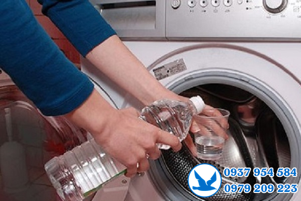 vệ sinh máy sấy Electrolux tại quận 3