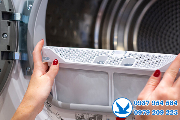 vệ sinh máy sấy Electrolux tại quận 9