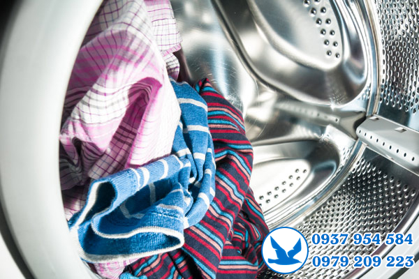 vệ sinh máy sấy Electrolux tại quận Bình Thạnh