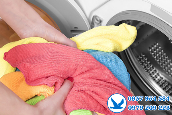 vệ sinh máy sấy Electrolux tại Thủ Đức