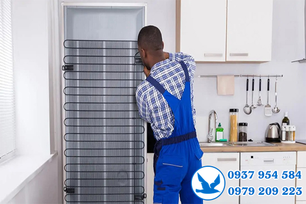 Vệ sinh tủ lạnh tại quận 3