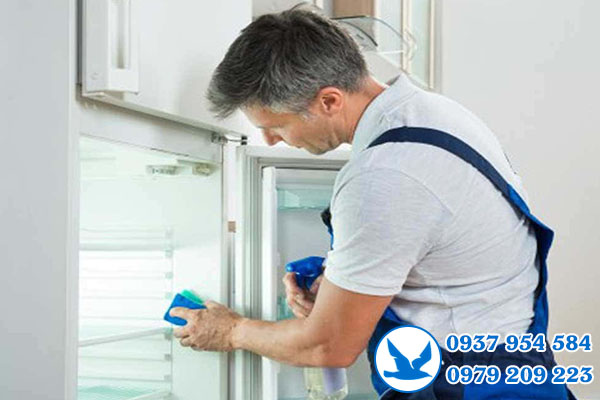 vệ sinh tủ lạnh tại quận 2