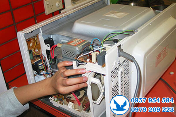 Sửa lò vi sóng Sharp tại Bình Dương