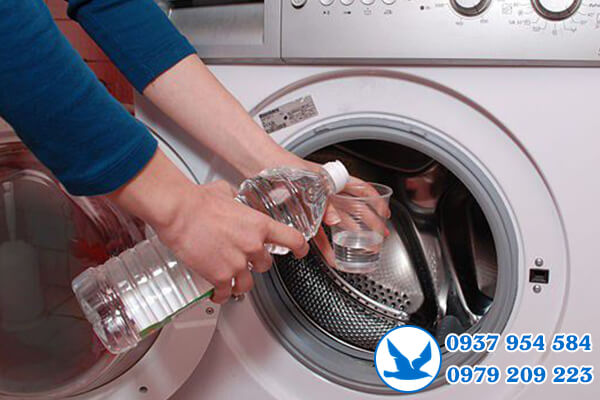 Vệ sinh máy giặt LG ở Bình Thạnh