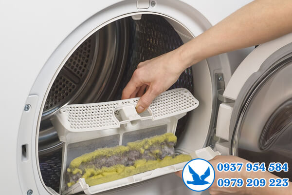 Vệ sinh máy sấy Candy tại Thủ Đức